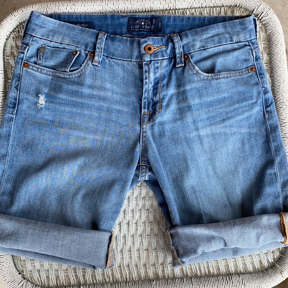 ❤️‍🔥LUCKY BRAND JEAN SHORTS - size 8